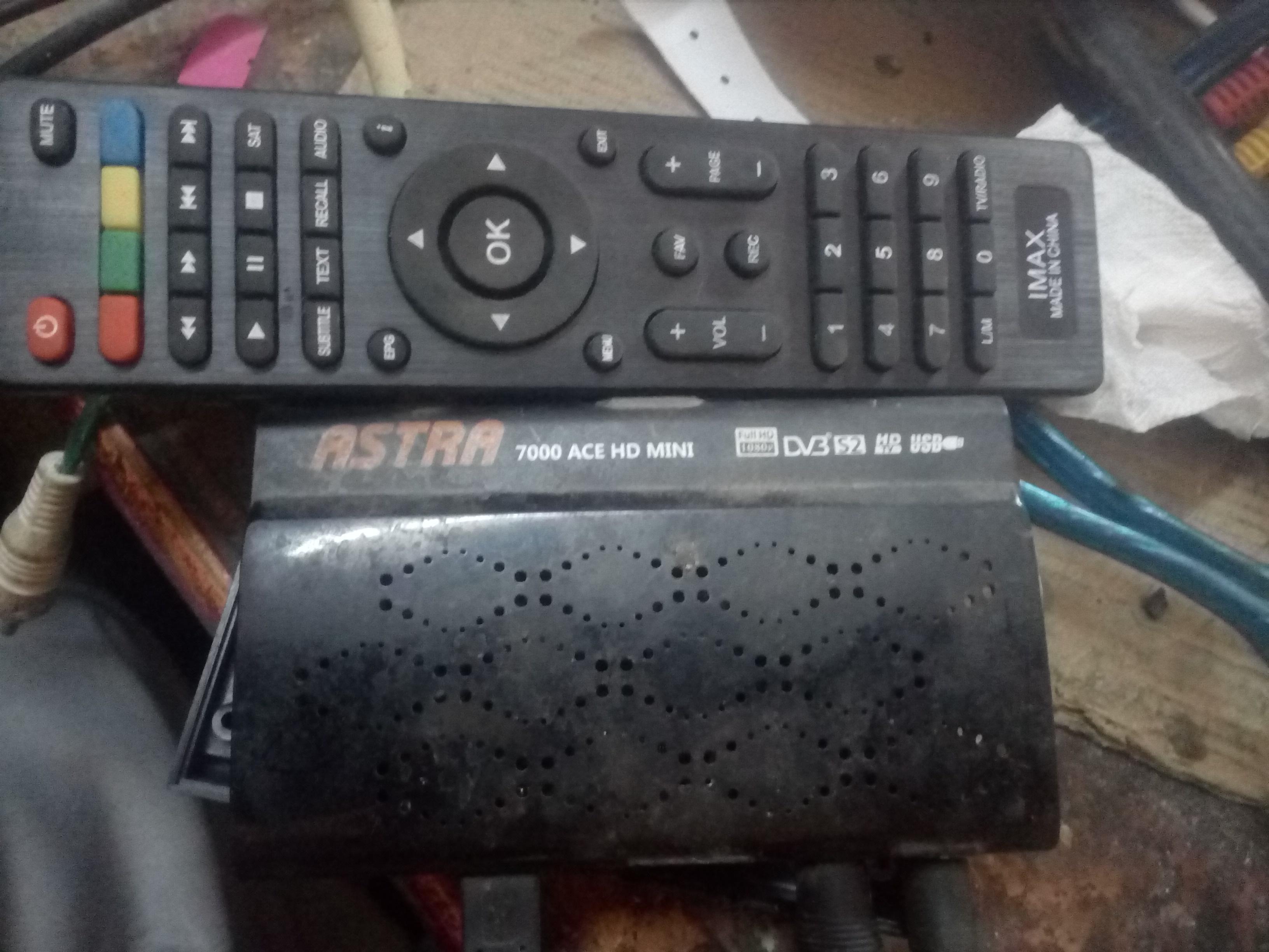 astra 10100 ace=TECHNOSAT TS3 hd mini25Q32 رقم البورده HMS051S3 - HMS031S0 - Copy 366566487